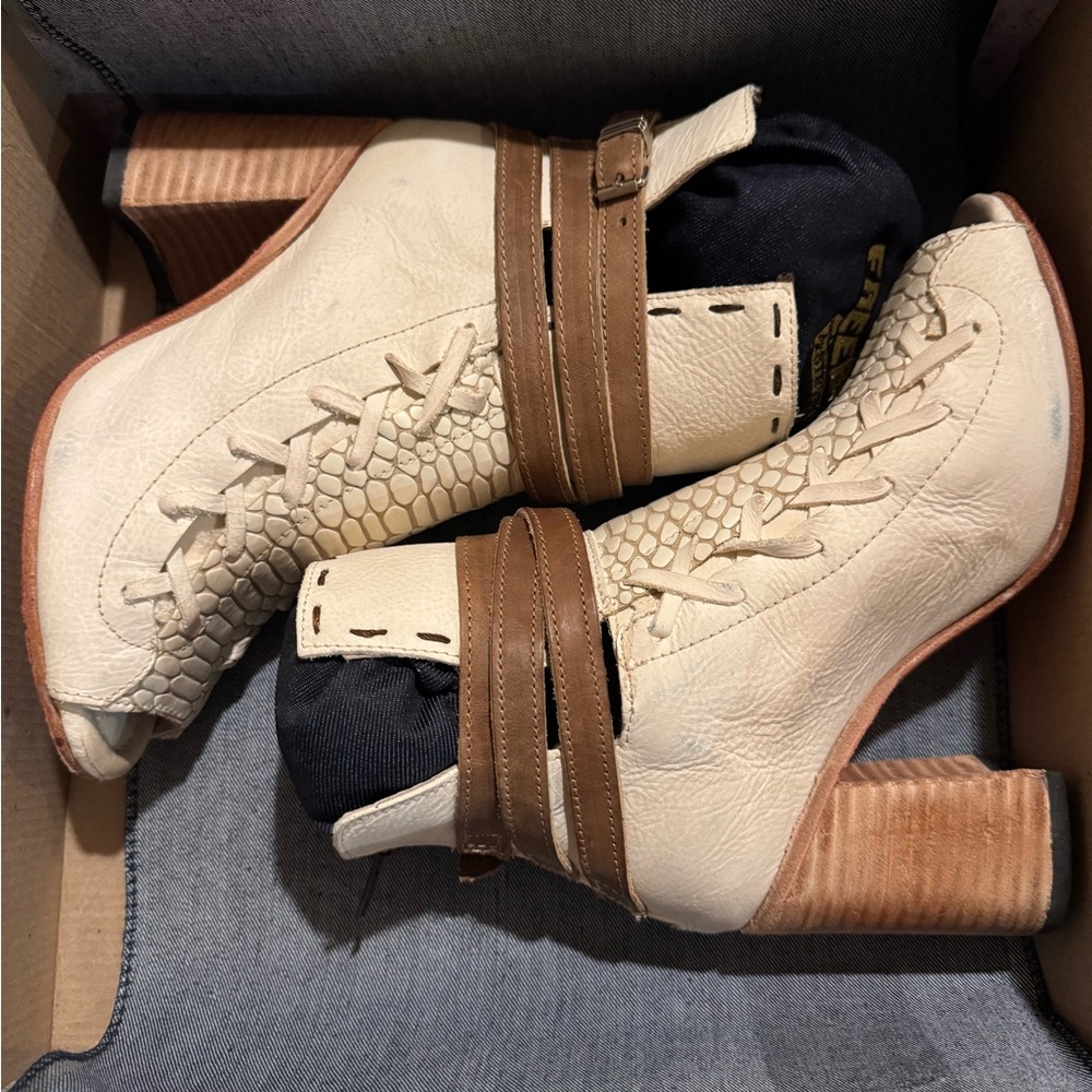 Freebird by Steven Textured Cream and Tan Heeled Boots